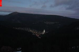 Kamera: Pec pod Śnieżką Kamera Pec pod Sněžkou, 1100 m n.p.m. Pec pod Śnieżką Pec pod Śnieżką Kamera Pec pod Sněžkou, 1100 m n.p.m.