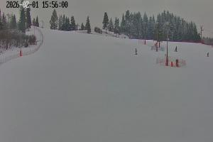 Niedzica Polana Sosny widok na stok narciarski