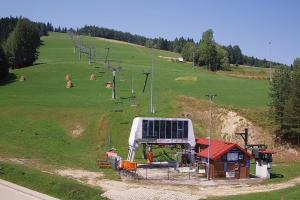 Kamera: Słotwiny Widok na stok Krynica Słotwiny Widok na stok