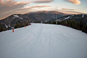 Kamera: Szczyrk Mountain Resort Hala Pośrednia - 1000 m n.p.m. Szczyrk Szczyrk Mountain Resort Hala Pośrednia - 1000 m n.p.m.