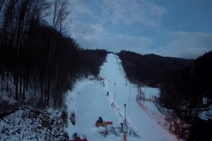 Kamera: STOK – Stacja Narciarska Widok z dolnej stacji Wisła STOK – Stacja Narciarska Widok z dolnej stacji