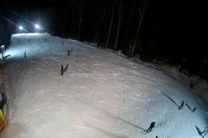 Kamera: Kasina ski Górna stacja kolejki krzesełkowej Kasina Wielka Kasina ski Górna stacja kolejki krzesełkowej