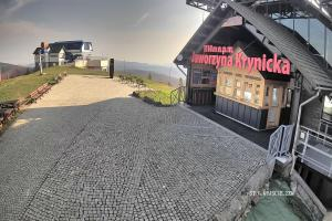 Kamera: Jaworzyna Krynicka Widok na trasÄ™ dla dzieci na szczycie (1100 m n.p.m.) Krynica Jaworzyna Krynicka Widok na trasÄ™ dla dzieci na szczycie (1100 m n.p.m.)