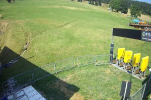 Kamera: Zieleniec Zieleniec SKI Arena - Widok z dolnej stacji Zieleniec Zieleniec Zieleniec SKI Arena - Widok z dolnej stacji