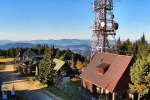 Kamera: Jaworzyna Krynicka Widok na szczyt Jaworzyny (1114 m n.p.m) Krynica Jaworzyna Krynicka Widok na szczyt Jaworzyny (1114 m n.p.m)