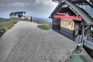 Kamera: Jaworzyna Krynicka Widok na trasÄ™ dla dzieci na szczycie (1100 m n.p.m.) Krynica Jaworzyna Krynicka Widok na trasÄ™ dla dzieci na szczycie (1100 m n.p.m.)