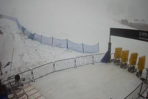 Kamera: Zieleniec Zieleniec SKI Arena - Widok z dolnej stacji Zieleniec Zieleniec Zieleniec SKI Arena - Widok z dolnej stacji