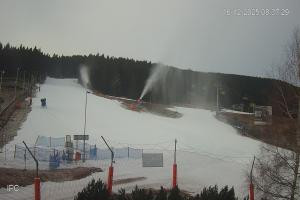 Kamera: Czarna Góra Dolny odcinek nartostrady "B", wyciąg BIBA Stronie Śląskie Czarna Góra Dolny odcinek nartostrady "B", wyciąg BIBA