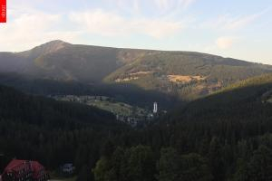 Kamera: Pec pod Śnieżką Kamera Pec pod Sněžkou, 1100 m n.p.m. Pec pod Śnieżką Pec pod Śnieżką Kamera Pec pod Sněžkou, 1100 m n.p.m.