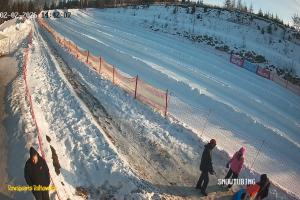 Bałtów Szwajcaria Bałtowska Widok na lodowisko
