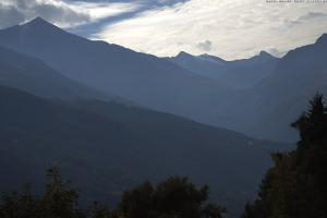 4 Vallees - 4 Doliny 4 Vallees - 4 Doliny Webcam La Grande Dixence depuis Les Masses