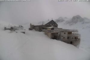 Kamera: Maso Corto "Bella Vista" Hut - 2.842 m Maso Corto Maso Corto "Bella Vista" Hut - 2.842 m