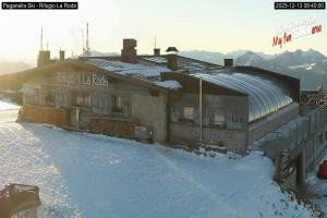 Kamera: Andalo - Paganella Rifugio la Roda Andalo - Paganella Andalo - Paganella Rifugio la Roda