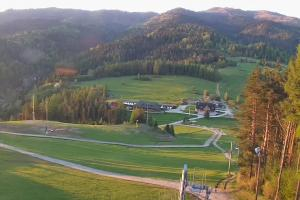 Kamera: Czorsztyn Ski Widok z górnej stacji Czorsztyn Kluszkowce Czorsztyn Ski Widok z górnej stacji