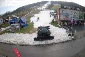 Kamera: BIESZCZAD.ski Widok na stok i kolej linową Wańkowa BIESZCZAD.ski Widok na stok i kolej linową