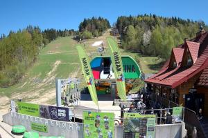Kasina Wielka Kasina ski Dolna stacja kolejki krzesełkowej