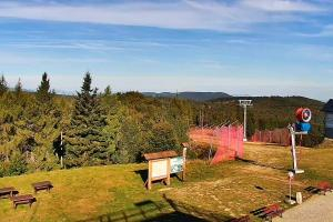 Kamera: Jaworzyna Krynicka Widok na szczyt Jaworzyny (1114 m n.p.m) Krynica Jaworzyna Krynicka Widok na szczyt Jaworzyny (1114 m n.p.m)