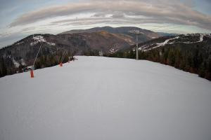 Kamera: Szczyrk Mountain Resort Hala Pośrednia - 1000 m n.p.m. Szczyrk Szczyrk Mountain Resort Hala Pośrednia - 1000 m n.p.m.