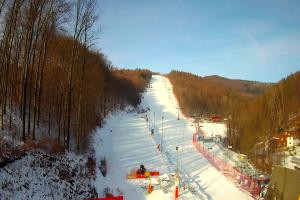 Kamera: STOK – Stacja Narciarska Widok z dolnej stacji Wisła STOK – Stacja Narciarska Widok z dolnej stacji