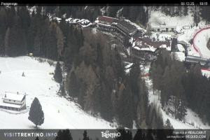 Kamera: Val di Fiemme - Cavalese - Predazzo - Obereggen SkiCenterLatemar - Passo Feudo Val di Fiemme Val di Fiemme - Cavalese - Predazzo - Obereggen SkiCenterLatemar - Passo Feudo