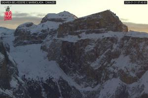 Kamera: Val di Fassa - Carezza Canazei - Pordoi Val di Fassa - Carezza Val di Fassa - Carezza Canazei - Pordoi