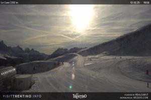 Kamera: Val di Fiemme - Cavalese - Predazzo - Obereggen SkiAreaAlpeLusia - Le Cune Val di Fiemme Val di Fiemme - Cavalese - Predazzo - Obereggen SkiAreaAlpeLusia - Le Cune