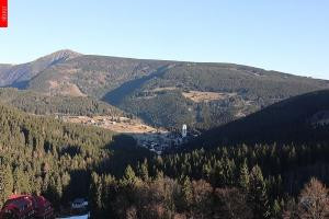 Kamera: Pec pod Śnieżką Kamera Pec pod Sněžkou, 1100 m n.p.m. Pec pod Śnieżką Pec pod Śnieżką Kamera Pec pod Sněžkou, 1100 m n.p.m.