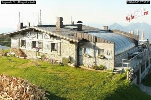 Kamera: Andalo - Paganella Rifugio la Roda Andalo - Paganella Andalo - Paganella Rifugio la Roda