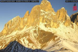 Kamera: Val di Fassa - Carezza Campitello di Fassa - Col Rodella Val di Fassa - Carezza Val di Fassa - Carezza Campitello di Fassa - Col Rodella