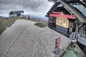 Kamera: Jaworzyna Krynicka Widok na trasÄ™ dla dzieci na szczycie (1100 m n.p.m.) Krynica Jaworzyna Krynicka Widok na trasÄ™ dla dzieci na szczycie (1100 m n.p.m.)