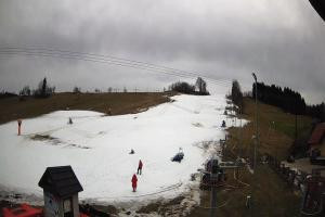 Kamera: Wyciąg Wojtek Stacja dolna Zawoja Czatoża Wyciąg Wojtek Stacja dolna