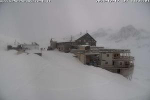Kamera: Maso Corto "Bella Vista" Hut - 2.842 m Maso Corto Maso Corto "Bella Vista" Hut - 2.842 m