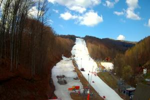 Wisła STOK – Stacja Narciarska Widok z dolnej stacji