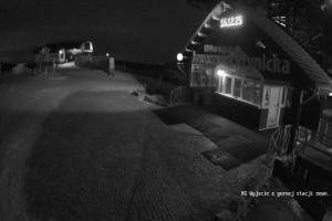 Kamera: Jaworzyna Krynicka Widok na trasę dla dzieci na szczycie (1100 m n.p.m.) Krynica Jaworzyna Krynicka Widok na trasę dla dzieci na szczycie (1100 m n.p.m.)