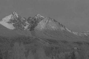 Kamera: Wysokie Tatry Tatranská Lomnica, 904 m n.p.m. Tatrzańska Łomnica Wysokie Tatry Tatranská Lomnica, 904 m n.p.m.