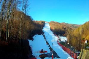 Kamera: STOK – Stacja Narciarska Widok z dolnej stacji Wisła STOK – Stacja Narciarska Widok z dolnej stacji