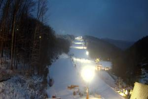 Wisła STOK – Stacja Narciarska Widok z dolnej stacji