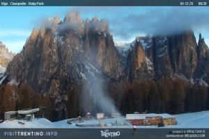 Kamera: Val di Fassa - Carezza Vigo di Fassa - Catinaccio Val di Fassa - Carezza Val di Fassa - Carezza Vigo di Fassa - Catinaccio