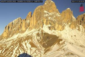 Kamera: Val di Fassa - Carezza Campitello di Fassa - Col Rodella Val di Fassa - Carezza Val di Fassa - Carezza Campitello di Fassa - Col Rodella