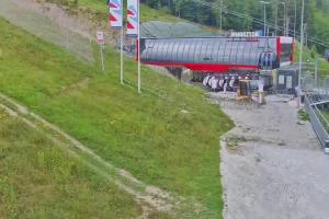 Krynica Jaworzyna Krynicka Widok ze stacji dolnej kolei gondolowej (648 m n.p.m.)