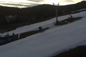 Kamera: Czarna Góra Górna stacja kolei Żmija Stronie Ślaskie Czarna Góra Górna stacja kolei Żmija