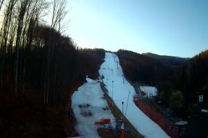 Wisła STOK – Stacja Narciarska Widok z dolnej stacji