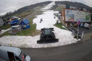 Kamera: BIESZCZAD.ski Widok na stok i kolej linową Wańkowa BIESZCZAD.ski Widok na stok i kolej linową