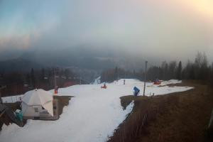 Kamera: STOK – Stacja Narciarska Widok z górnej stacji Wisła STOK – Stacja Narciarska Widok z górnej stacji