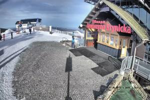 Kamera: Jaworzyna Krynicka Widok na trasę dla dzieci na szczycie (1100 m n.p.m.) Krynica Jaworzyna Krynicka Widok na trasę dla dzieci na szczycie (1100 m n.p.m.)