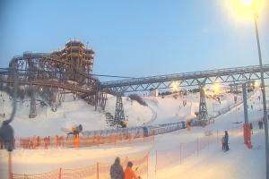 Kurzętnik Kurza Góra Kurza Góra - widok na stok i wieżę