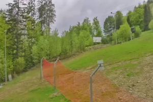 Kamera: Jaworzyna Krynicka Widok ze stacji dolnej kolei gondolowej (648 m n.p.m.) Krynica Jaworzyna Krynicka Widok ze stacji dolnej kolei gondolowej (648 m n.p.m.)