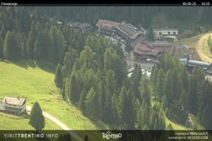 Kamera: Val di Fiemme - Cavalese - Predazzo - Obereggen SkiCenterLatemar - Passo Feudo Val di Fiemme Val di Fiemme - Cavalese - Predazzo - Obereggen SkiCenterLatemar - Passo Feudo