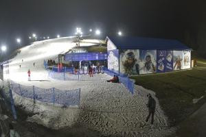 Kamera: Master Ski Wyciąg taśmowy dla dzieci Tylicz Master Ski Wyciąg taśmowy dla dzieci