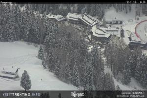 Kamera: Val di Fiemme - Cavalese - Predazzo - Obereggen SkiCenterLatemar - Passo Feudo Val di Fiemme Val di Fiemme - Cavalese - Predazzo - Obereggen SkiCenterLatemar - Passo Feudo